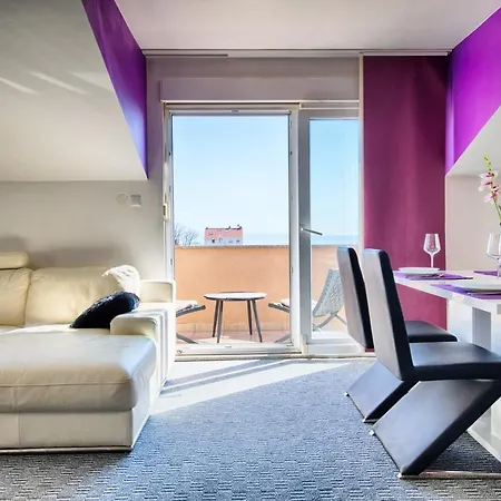 Lägenhet New Luxury Violet Split